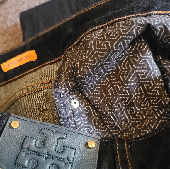 Jeans - Picture 3 of 6